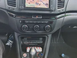 Grau Gebraucht 2016 Seat Alhambra Van / Kleinbus | 17.000 € (Fairer Preis)