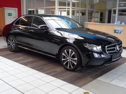 Obsidianschwarz metalliclack Gebraucht 2019 Mercedes E300 Avantgarde Limousine | 23.990 € (Guter Preis)