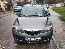 Grau Gebraucht 2005 Mazda 2 Limousine | 1.000 € (Guter Preis)