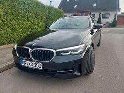 Schwarz Gebraucht 2021 BMW 520 Kombi | 20.500 € (Fairer Preis)