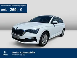Weiß Gebraucht 2023 Skoda Scala Style Kleinwagen | 21.480 € (Superpreis)