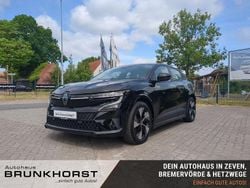 Schwarz Gebraucht 2022 Renault Mégane IV Limousine | 19.790 € (Superpreis)