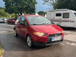 Rot Gebraucht 2009 Mitsubishi Colt Kleinwagen | 4.000 €