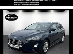 Blau Gebraucht 2021 Ford Focus Titanium Limousine | 16.480 € (Etwas zu teuer)