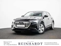 Brillantschwarz Gebraucht 2021 Audi e-tron Comfort SUV | 24.445 € (Guter Preis)