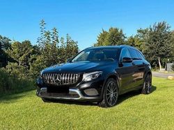 Schwarz Gebraucht 2018 Mercedes GLC350 SUV | 29.990 € (Etwas zu teuer)