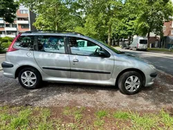 Silber Gebraucht 2005 Peugeot 206 Kombi | 2.300 € (Teuer)