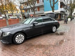 Schwarz Gebraucht 2019 Mercedes E200 Limousine | 12.000 €