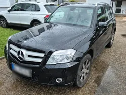 Schwarz Gebraucht 2012 Mercedes GLK220 SUV | 15.900 €