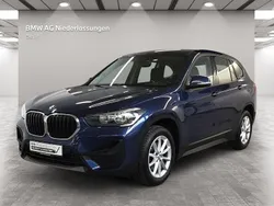 Blau Gebraucht 2022 BMW X1 SUV | 25.900 € (Fairer Preis)