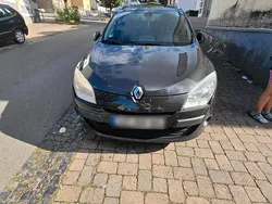 Schwarz Gebraucht 2009 Renault Mégane GrandTour Kombi | 1.550 €