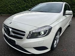 Calcitweiss/zirrusweiss Gebraucht 2013 Mercedes A180 Urban Limousine | 12.990 € (Fairer Preis)