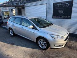 Silber Gebraucht 2016 Ford Focus Business Edition Kombi | 5.990 € (Guter Preis)