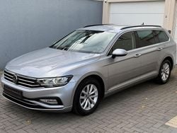 Silber Gebraucht 2022 VW Passat Limousine | 18.490 € (Guter Preis)