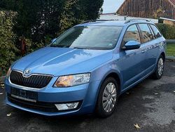 Blau Gebraucht 2016 Skoda Octavia Ambition Kombi | 8.190 € (Fairer Preis)