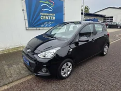 Schwarz Gebraucht 2018 Hyundai i10 Kleinwagen | 9.500 € (Fairer Preis)