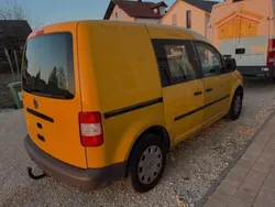 Gelb Gebraucht 2009 VW Caddy Van / Kleinbus | 3.800 €