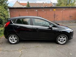 Schwarz Gebraucht 2016 Ford Fiesta ST-Line Kleinwagen | 6.999 € (Fairer Preis)