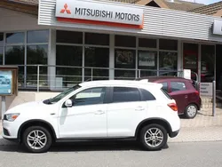 Weiß Gebraucht 2016 Mitsubishi ASX Diamant Edition SUV | 10.990 € (Fairer Preis)