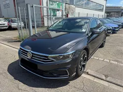 Grau Gebraucht 2020 VW Passat GTE Limousine | 12.900 € (Fairer Preis)