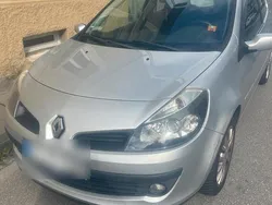 Silber Gebraucht 2009 Renault Clio Coupé | 1.750 € (Guter Preis)