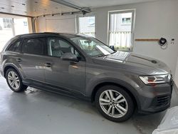Grau Gebraucht 2022 Audi Q7 Ambiente SUV | 49.799 € (Superpreis)