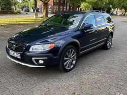 Blau Gebraucht 2014 Volvo XC70 SUV | 13.200 € (Fairer Preis)