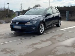 Blau Gebraucht 2013 VW Golf VII Limousine | 8.100 € (Fairer Preis)