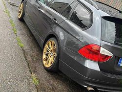 Grau Gebraucht 2006 BMW 320 Kombi | 1.850 € (Superpreis)