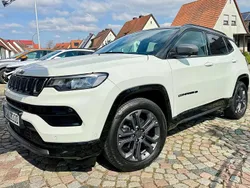 Weiß Gebraucht 2021 Jeep Compass SUV | 21.999 € (Guter Preis)