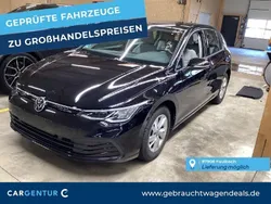 Deep black perleffekt Gebraucht 2021 VW Golf VIII Life Limousine | 17.489 € (Guter Preis)