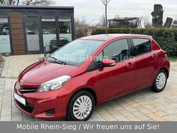 Rot Gebraucht 2014 Toyota Yaris Limousine | 11.780 € (Fairer Preis)