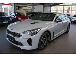 Silber Gebraucht 2021 Kia Stinger Coupé | 42.990 € (Etwas zu teuer)