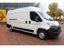 Casablancaweiss Gebraucht 2023 Opel Movano Edition Van | 26.180 € (Fairer Preis)