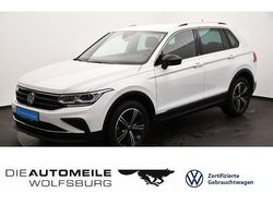 Pure white Gebraucht 2023 VW Tiguan Move SUV | 35.490 € (Etwas zu teuer)