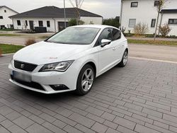 Weiß Gebraucht 2015 Seat Leon Style Kombi | 11.200 € (Fairer Preis)
