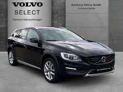 Schwarz Gebraucht 2017 Volvo V60 CC Plus Kombi | 15.500 € (Superpreis)