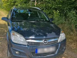 Grau Gebraucht 2009 Opel Astra Kombi | 800 € (Guter Preis)