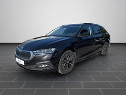 Blackmagic perleffekt (metallic) Gebraucht 2022 Skoda Octavia Clever Limousine | 20.790 € (Fairer Preis)