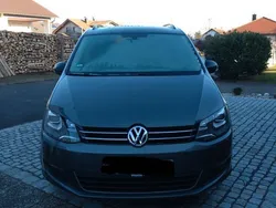 Grau Gebraucht 2012 VW Sharan Match Van / Kleinbus | 11.999 € (Etwas zu teuer)
