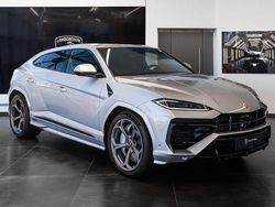 Grau Gebraucht 2025 Lamborghini Urus SUV | 295.000 €