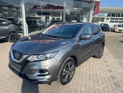 Grau Gebraucht 2019 Nissan Qashqai N-Connecta SUV | 20.995 € (Etwas zu teuer)