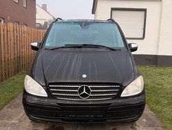 Schwarz Gebraucht 2010 Mercedes Viano Van / Kleinbus | 6.350 € (Superpreis)