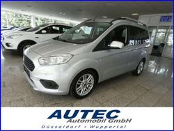 Silber Gebraucht 2019 Ford Tourneo Titanium Kombi | 11.285 € (Fairer Preis)