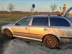 Blau Gebraucht 2005 Skoda Octavia Tour Kombi | 2.500 € (Etwas zu teuer)