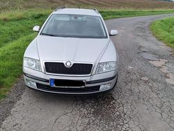 Silber Gebraucht 2006 Skoda Octavia Kombi | 4.000 € (Teuer)