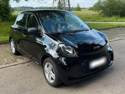 Schwarz Gebraucht 2020 Smart ForFour Electric Drive Kleinwagen | 9.200 € (Fairer Preis)