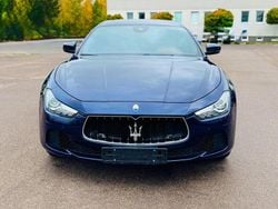 Blau Gebraucht 2017 Maserati Ghibli GranLusso Limousine | 26.000 € (Guter Preis)