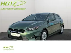 Grün Neu 2024 Kia Ceed Vision Limousine | 26.590 € (Fairer Preis)