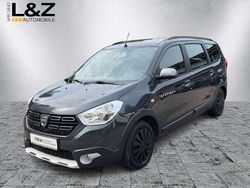 Grau Gebraucht 2019 Dacia Lodgy Stepway Van / Kleinbus | 11.980 € (Fairer Preis)